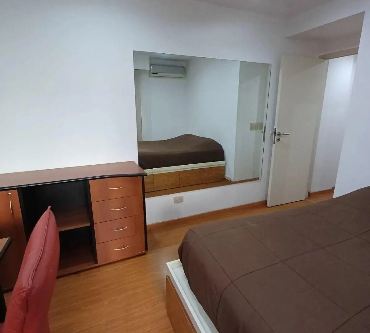 Alquiler – 2 Ambientes Amoblado con Terraza en Colegiales 3