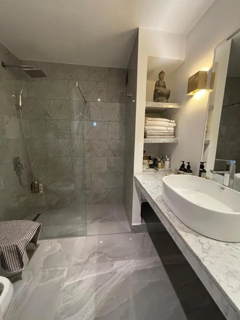 VENTA DEPARTAMENTO 5 AMBIENTES CON DEPENDENCIA – RECOLETA 3