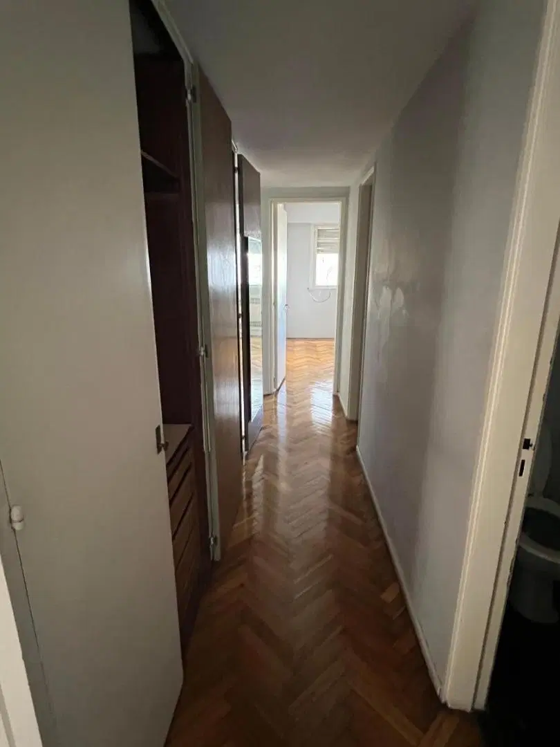 ALQUILER 4 AMBIENTES + DEPENDENCIA Y PALIER PRIVADO–RECOLETA 2