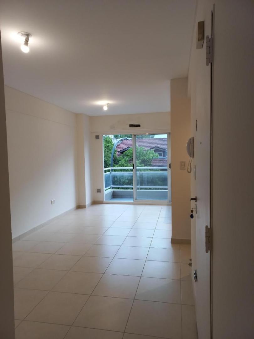 Foto de ALQUILER SEMIPISO 2 AMBIENTES CON BALCON, LAVADERO–CABALLITO, imagen 5