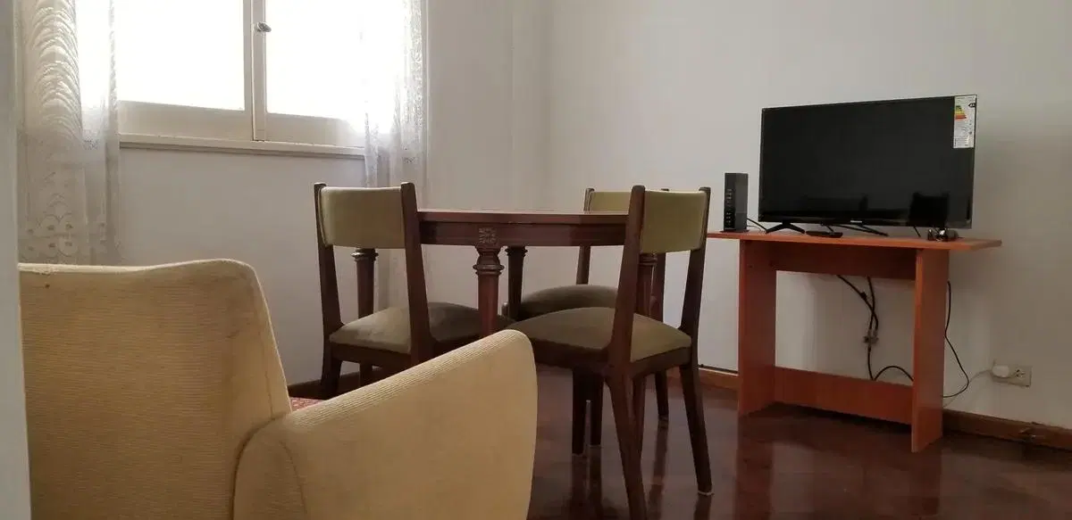 ALQUILER – 2 AMBIENTES AMOBLADO CON TERRAZA EN RETIRO 1