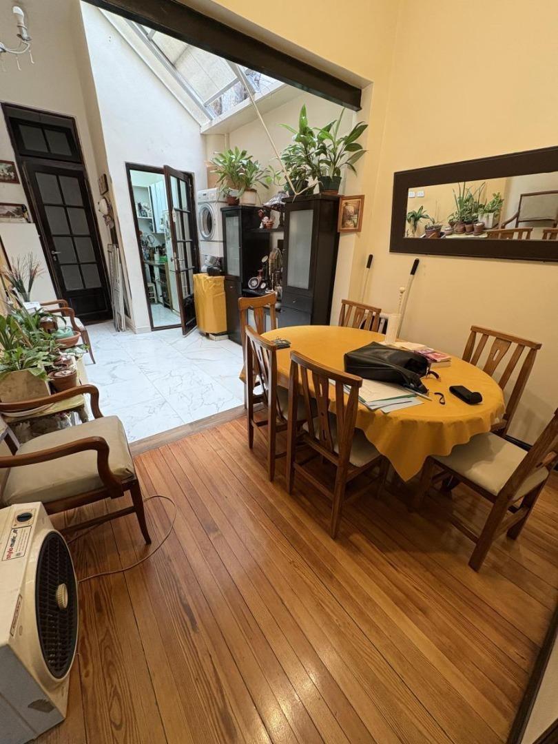 Foto de VENTA AMPLIO PH 3 AMBIENTES CON PATIO Y LAVADERO EN ALMAGRO, imagen 3