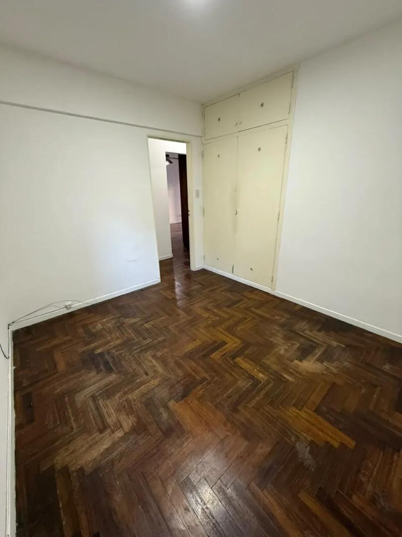 Foto de VENTA DEPARTAMENTO 3 AMB CON BALCON 1 PISO POR ESCALERA, imagen 4