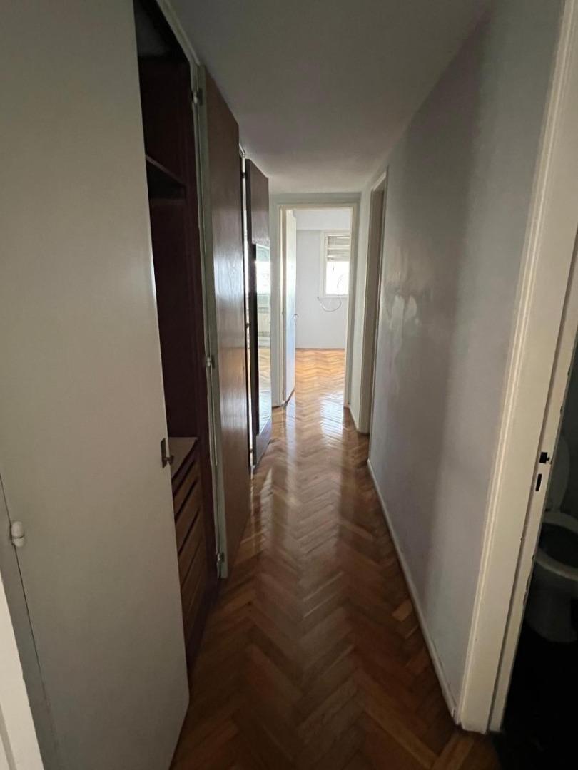 Foto de ALQUILER 4 AMBIENTES + DEPENDENCIA Y PALIER PRIVADO–RECOLETA, imagen 3