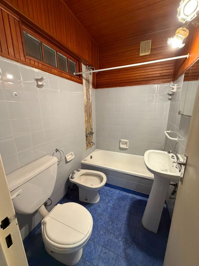 Foto de DEPARTAMENTO 2 AMBIENTES EN VENTA ALMAGRO OPORTUNIDAD, imagen 3