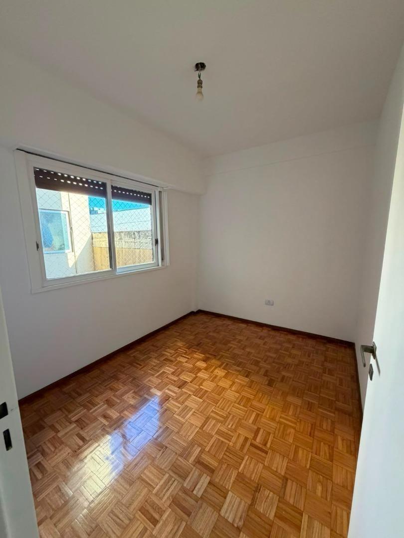 Foto de venta 3 ambientes con cochera y lavadero en belgrano, imagen 2