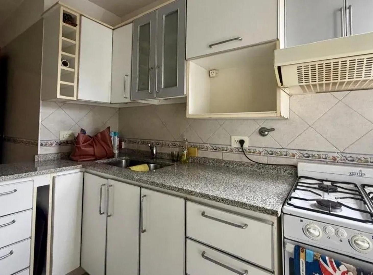 Foto de venta departamento 4 amb con cochera belgrano r, imagen 4