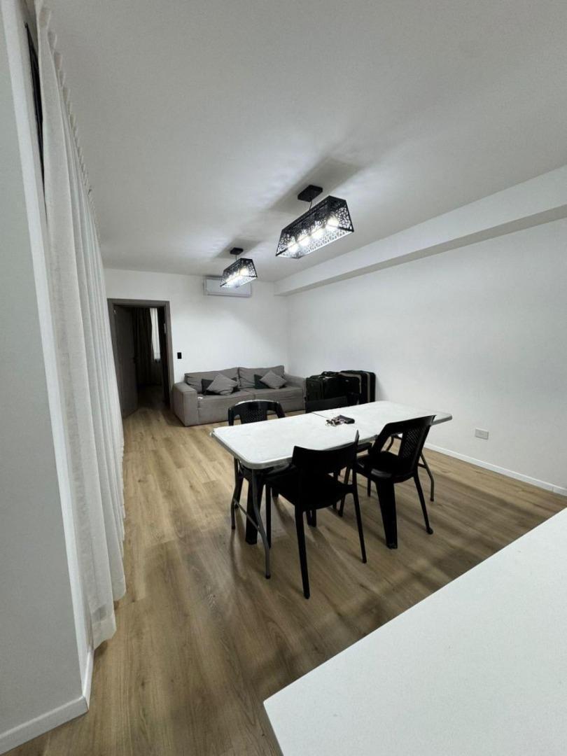 Foto de VENTA DEPARTAMENTO 2AMB CASI A ESTRENAR CON BALCON, imagen 4