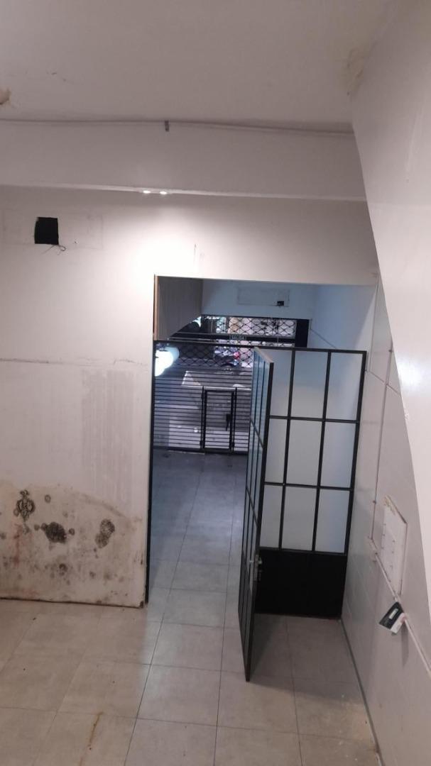 Foto de local en alquiler apto todo rubro /recoleta, imagen 2