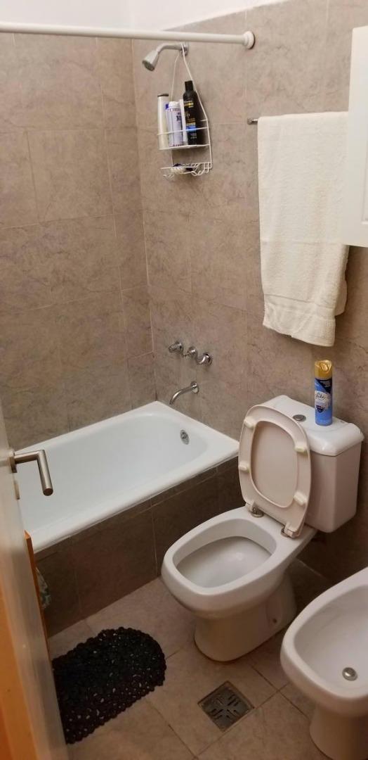 Foto de VENDO PH 2 AMBIENTES CON PATIO Y LAVADERO EN PALERMO, imagen 4