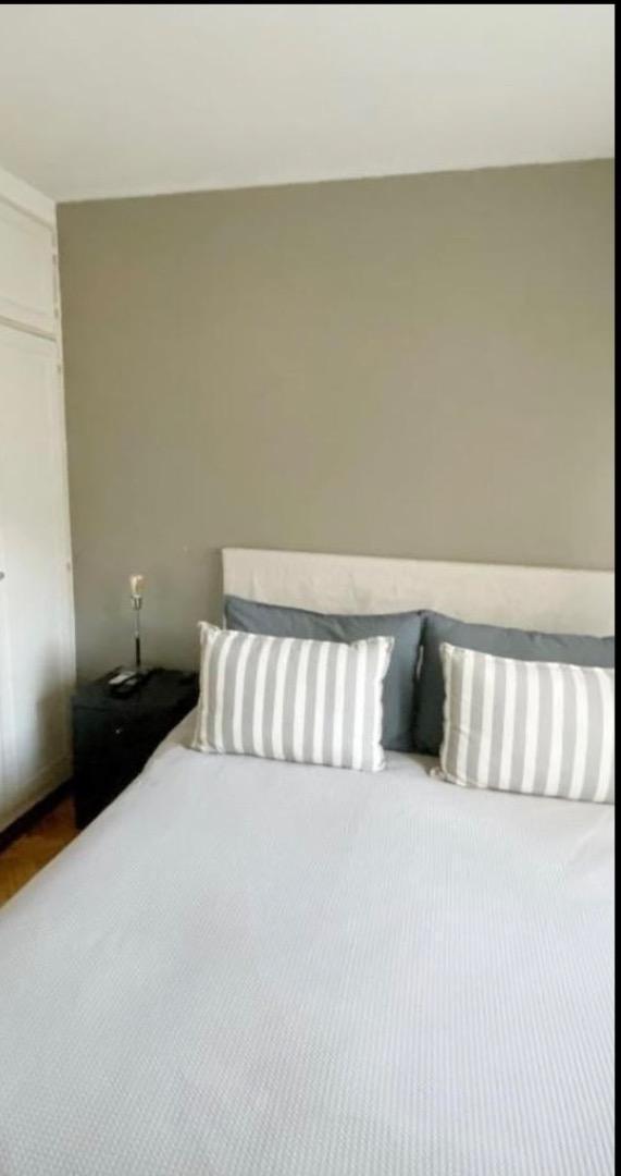 Foto de VENTA 3 AMBIENTES AMOBLADO CON PATIO Y BALCON EN MONSERRAT, imagen 3