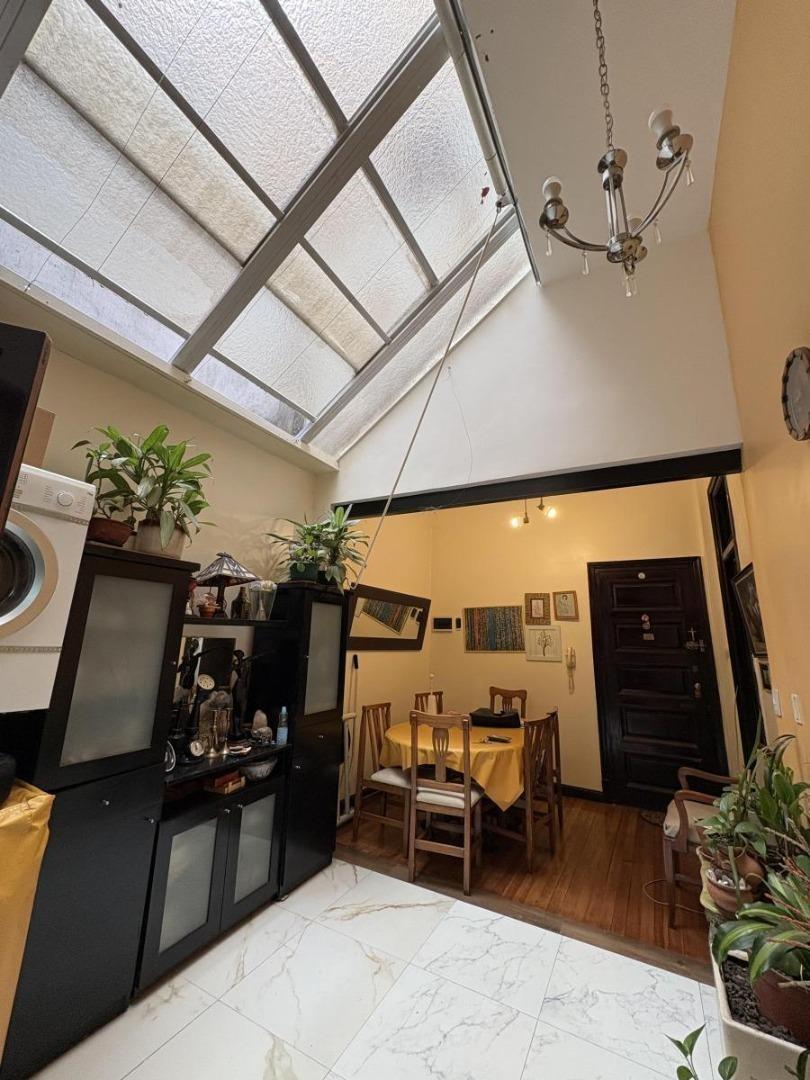 Foto de VENTA AMPLIO PH 3 AMBIENTES CON PATIO Y LAVADERO EN ALMAGRO, imagen 1