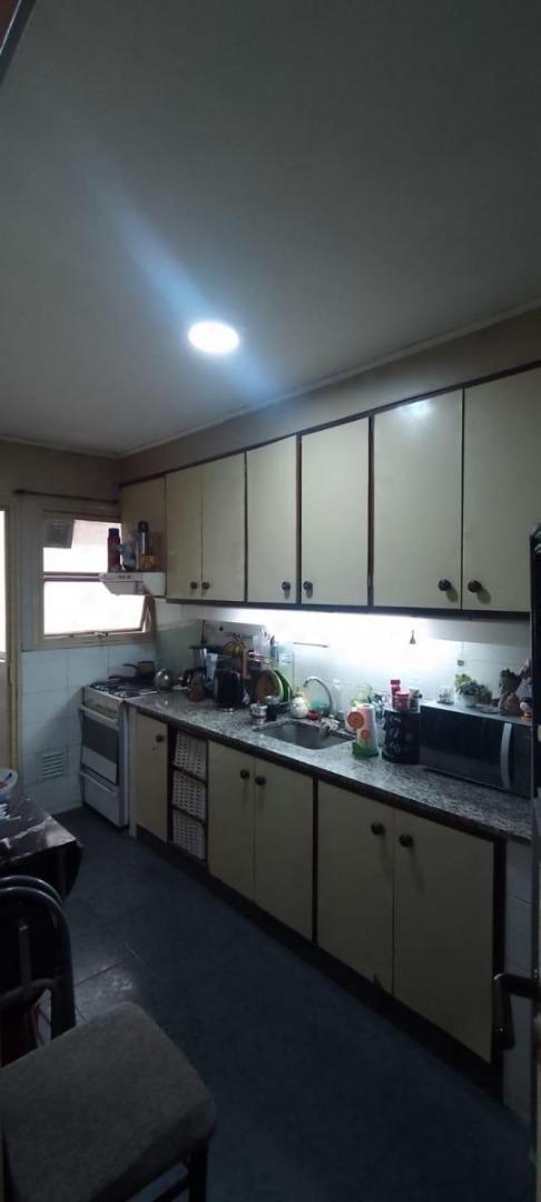 Foto de VENTA DEPARTAMENTO 2 AMBIENTES CON LAVADERO – VILLA DEVOTO, imagen 1