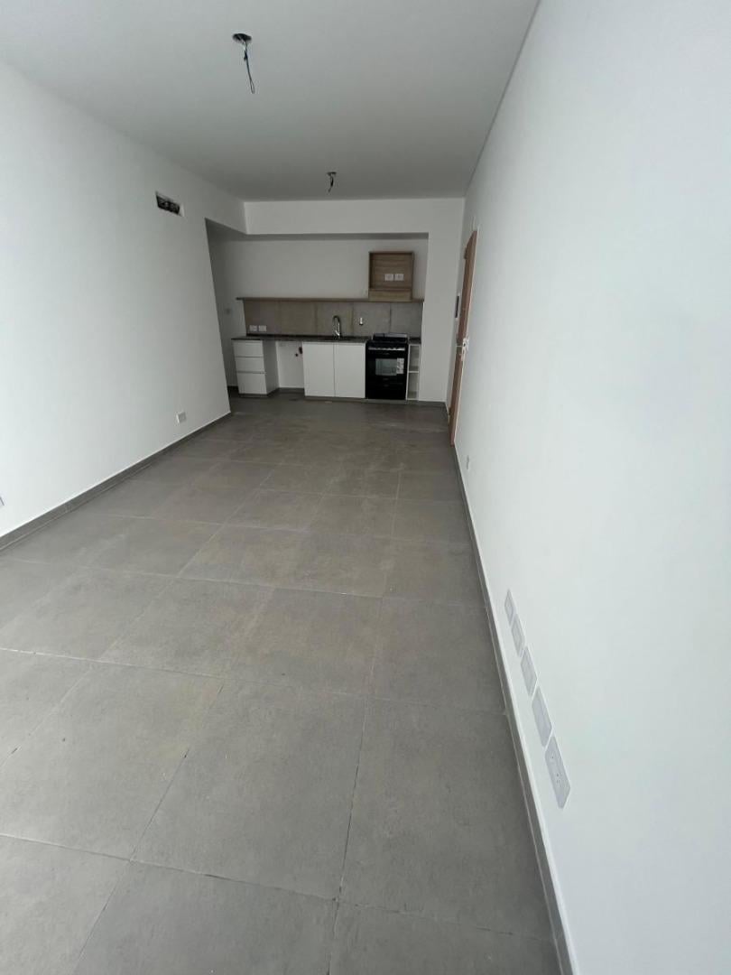 Foto de VENTA DEPARTAMENTO 2 AMBIENTES CON BALCON – VILLA LURO, imagen 4