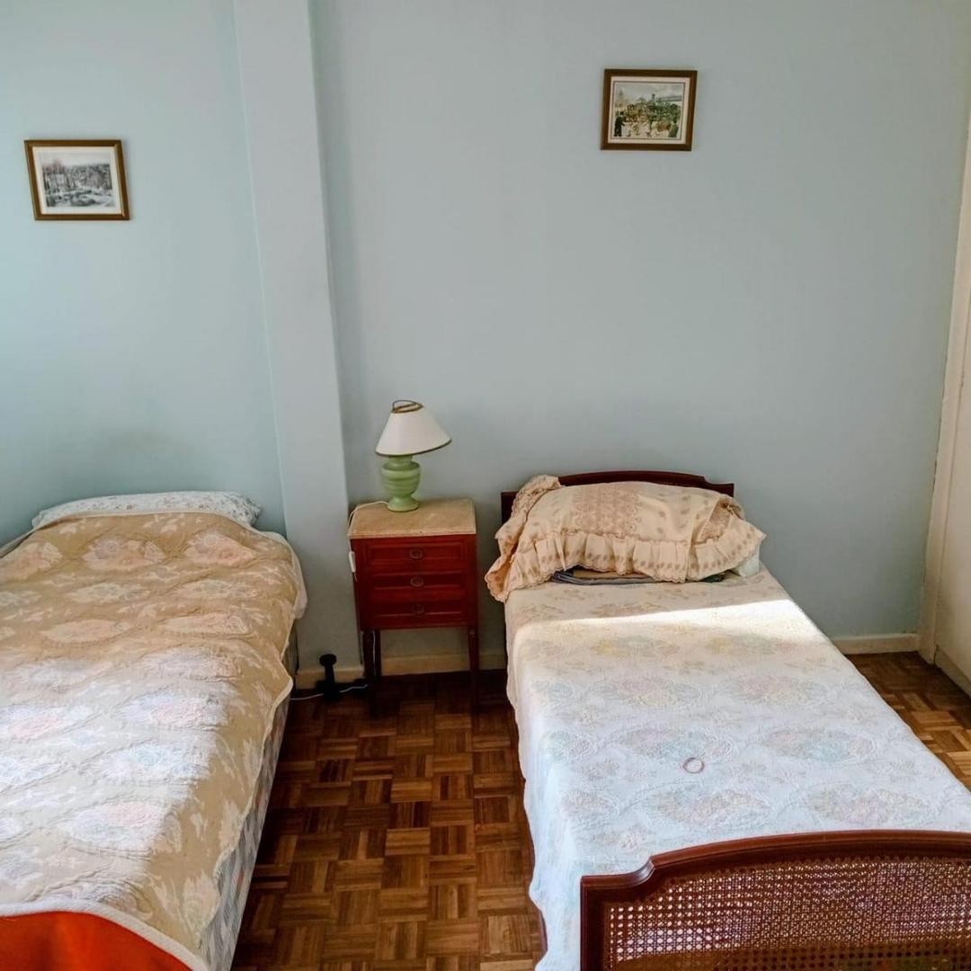 Foto de VENTA DPTO 3 AMBIENTES CON BAULERA Y TERRAZA EN RECOLETA, imagen 2