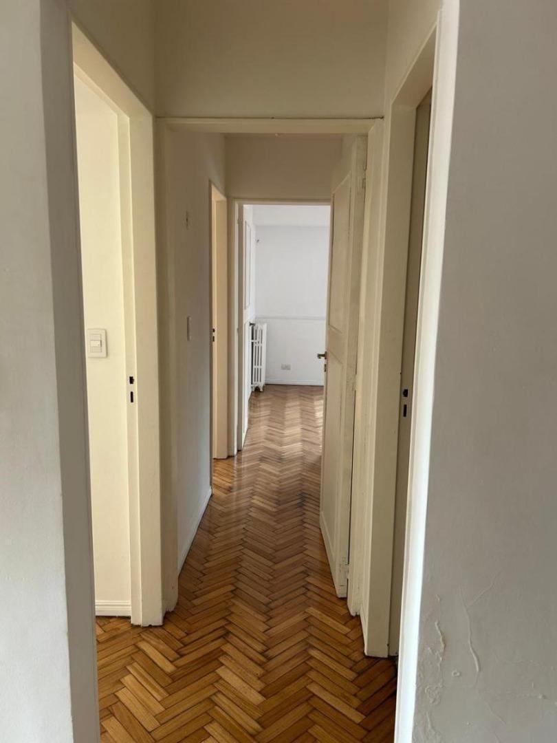 Foto de VENTA DEPARTAMENTO 4 AMBIENTES CON BALCON Y COCHERA– LA BOCA, imagen 4