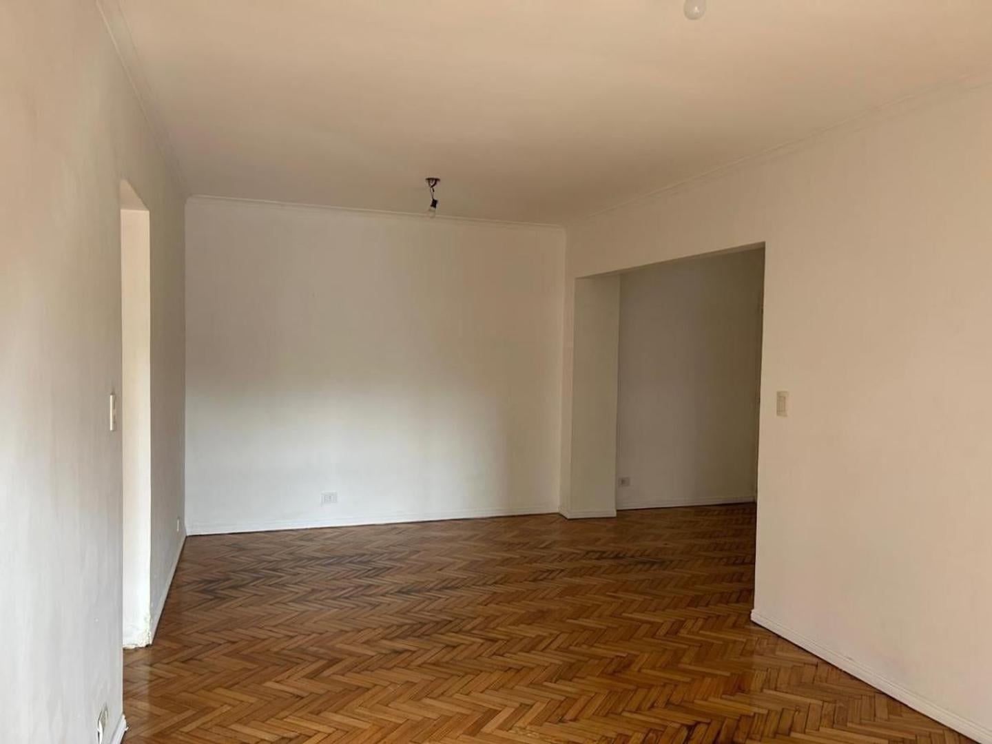 Foto de VENTA DEPARTAMENTO 4 AMBIENTES CON BALCON Y COCHERA– LA BOCA, imagen 3