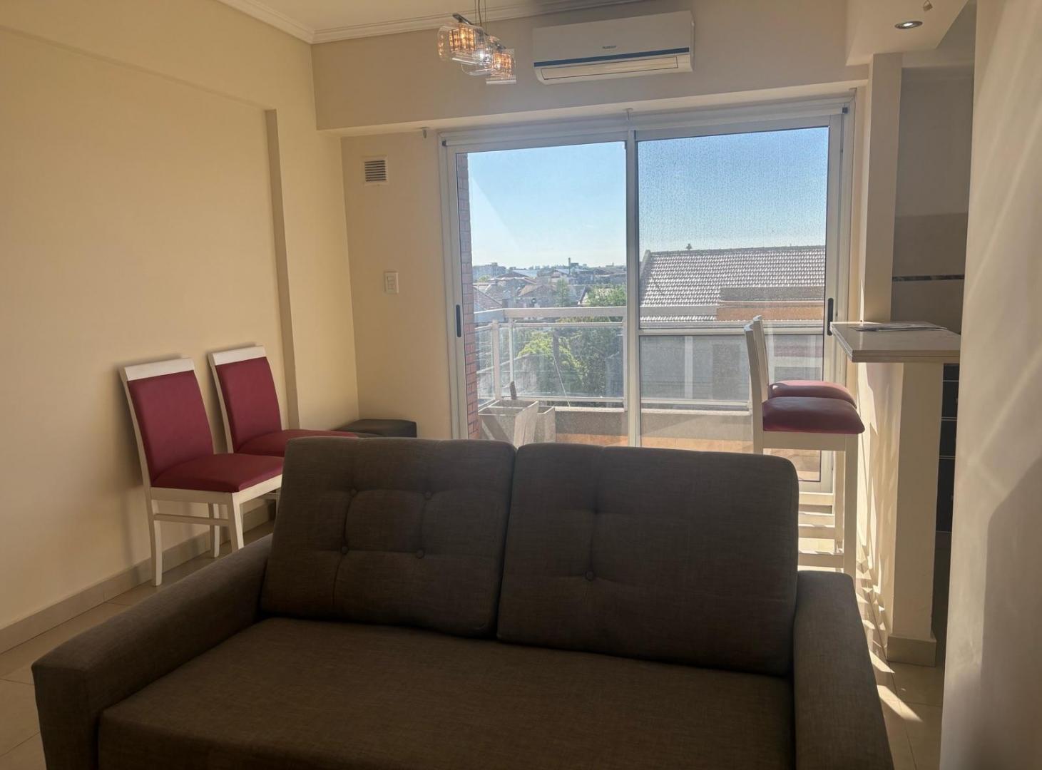 Foto de VENTA DE DEPARTAMENTO 2 AMBIENTES CON 2 COCHERAS LANUS OESTE, imagen 5