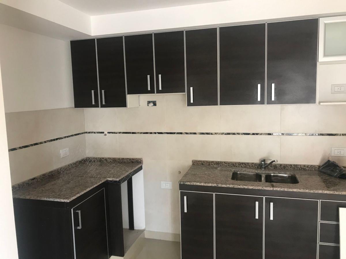 Foto de VENTA 2 AMBIENTES LANUS OESTE EXCELENTE, imagen 2