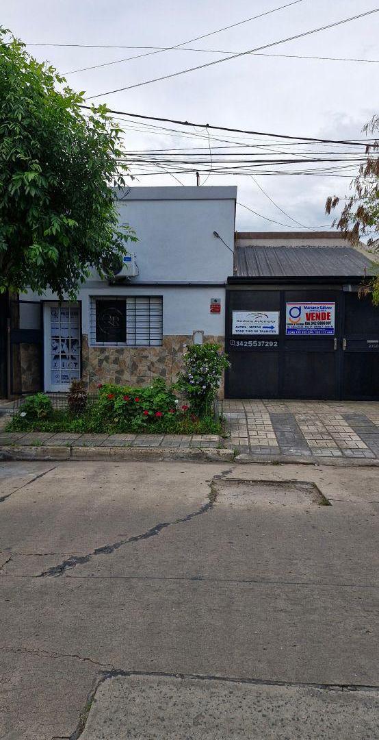Foto de OPORTUNIDAD!! CASA +INVERSIÓN. 2 Casas en un mismo terreno., imagen 1