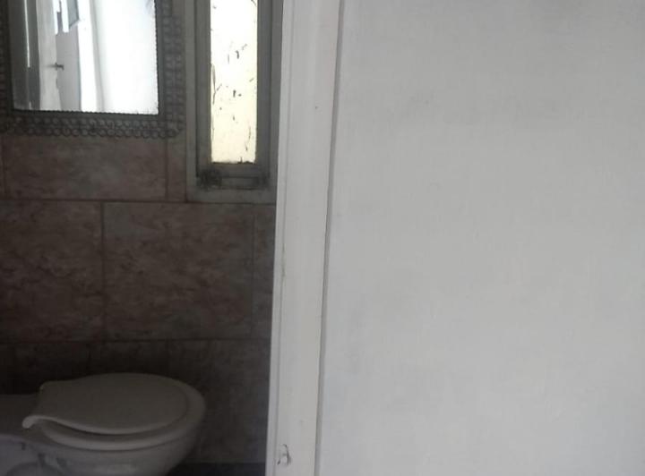 MONOAMBIENTE PARA HOMBRE SOLO SIN GARANTÍAS 3