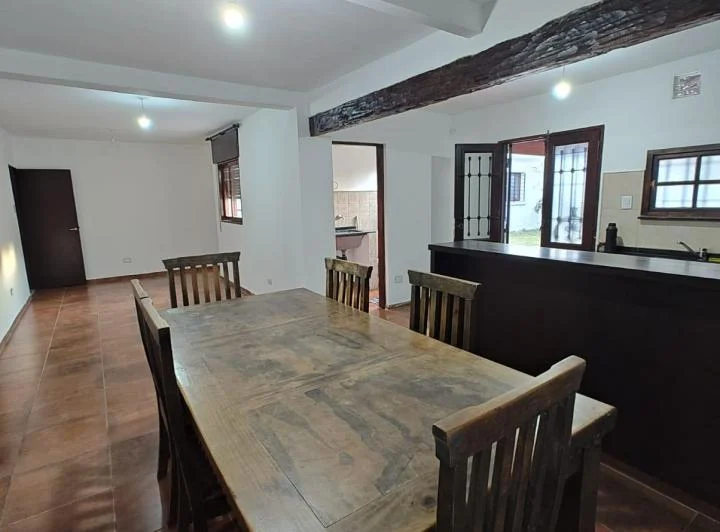 ALQ CASA 2 DORM-BARRIO JUAN XXIII 3