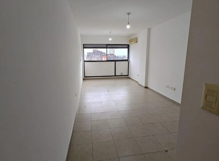 ALQ MONOAMBIENTE-CASEROS 261-GALERIA DEL HUERTO 2