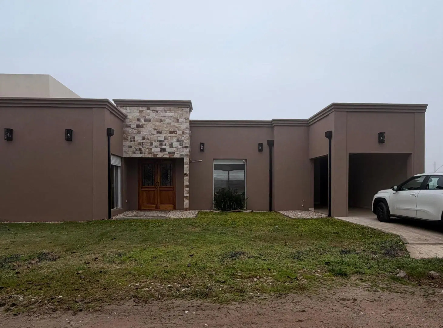 CASA EN VENTA EN ALEJANDRO PETION CAÑUELAS 4