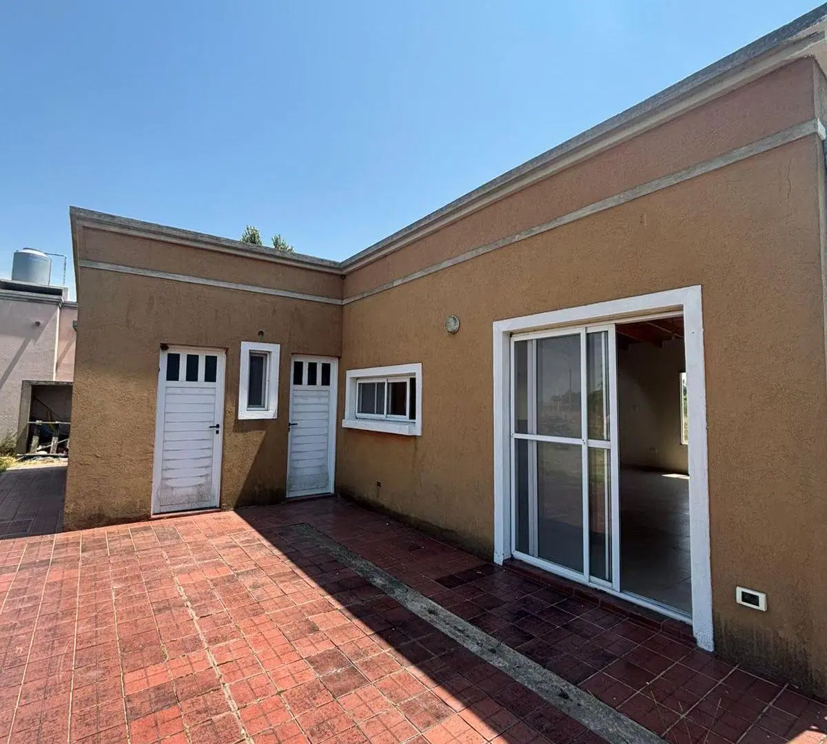 CASA A ESTRENAR EN VENTA EN CAÑUELAS 5