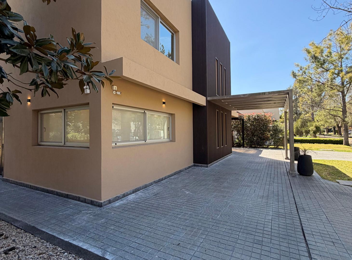 Foto de CASA EN VENTA CLUB DE CAMPO "LA TAQUARA", imagen 5