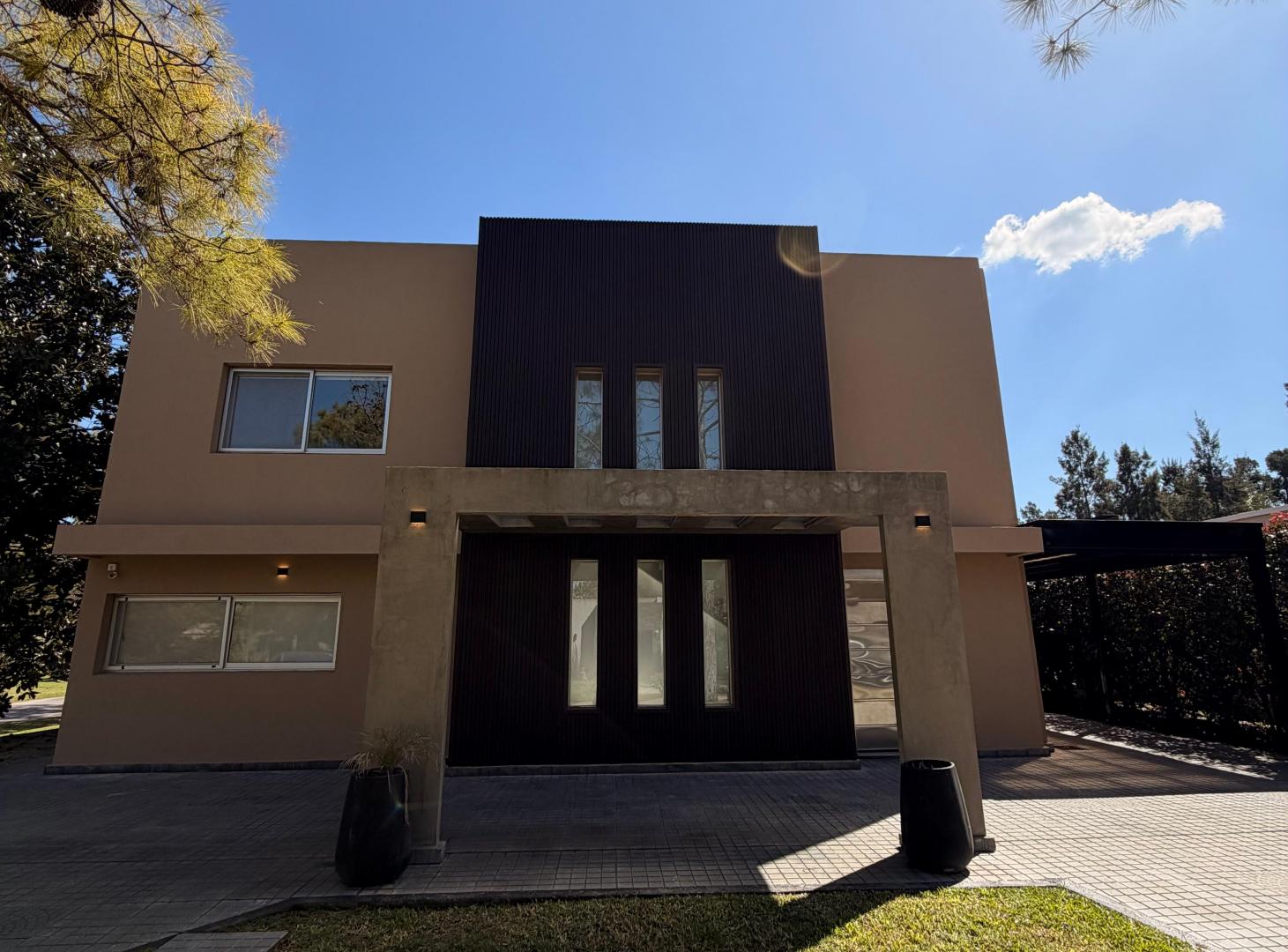Foto de CASA EN VENTA CLUB DE CAMPO "LA TAQUARA", imagen 3