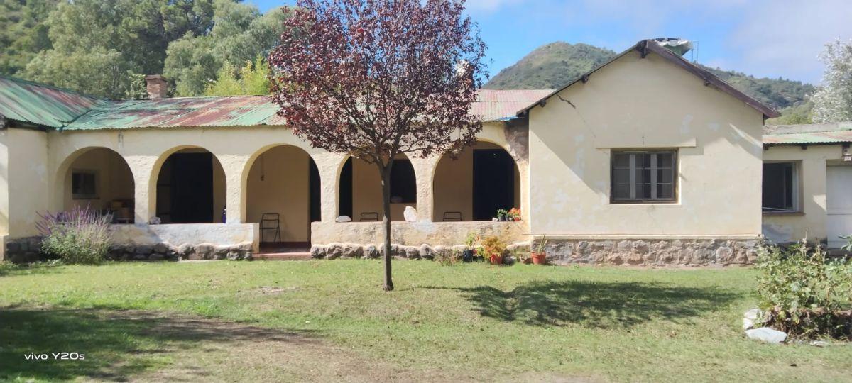 CASA RIQUELME - CRUZ GRANDE