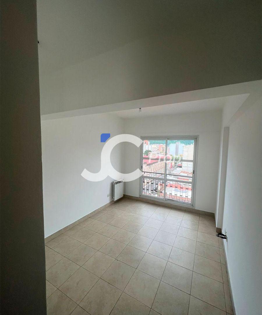 DEPARTAMENTO EN VENTA 2 DORMITORIOS EN 57M2 UBICADO EN ESQUINA CASEROS Y GRAL PAZ