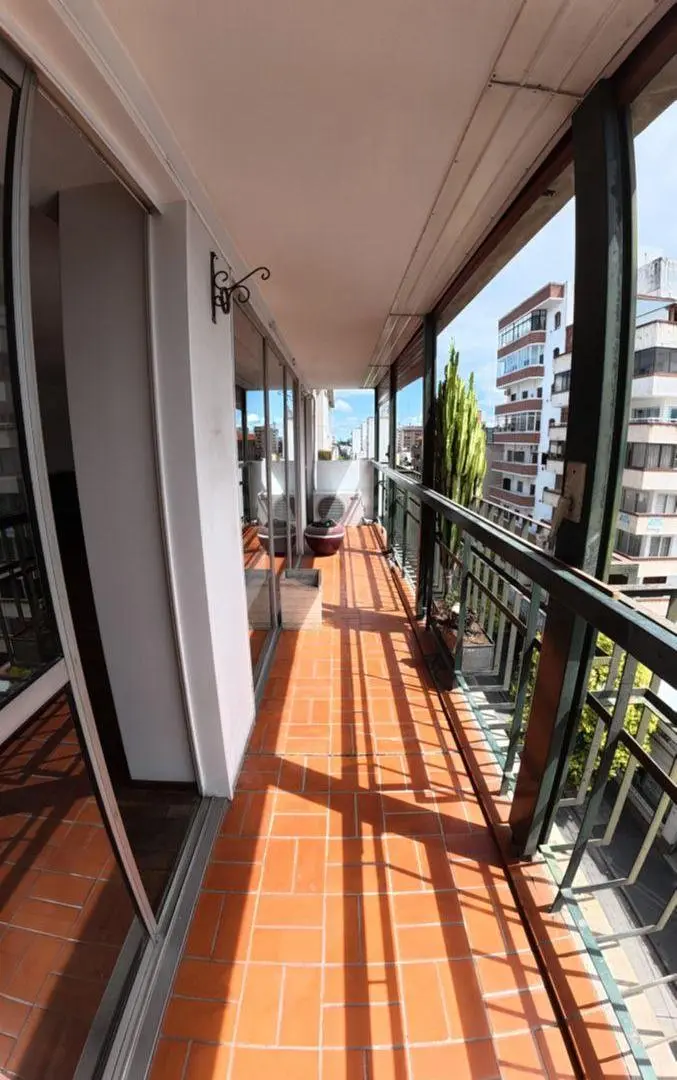 EXCLUSIVO DEPARTAMENTO A LA VENTA 3 DORMITORIOS 1 EN SUITE CON COCHERA EN CALLE DEAN FUNES AL 300 4
