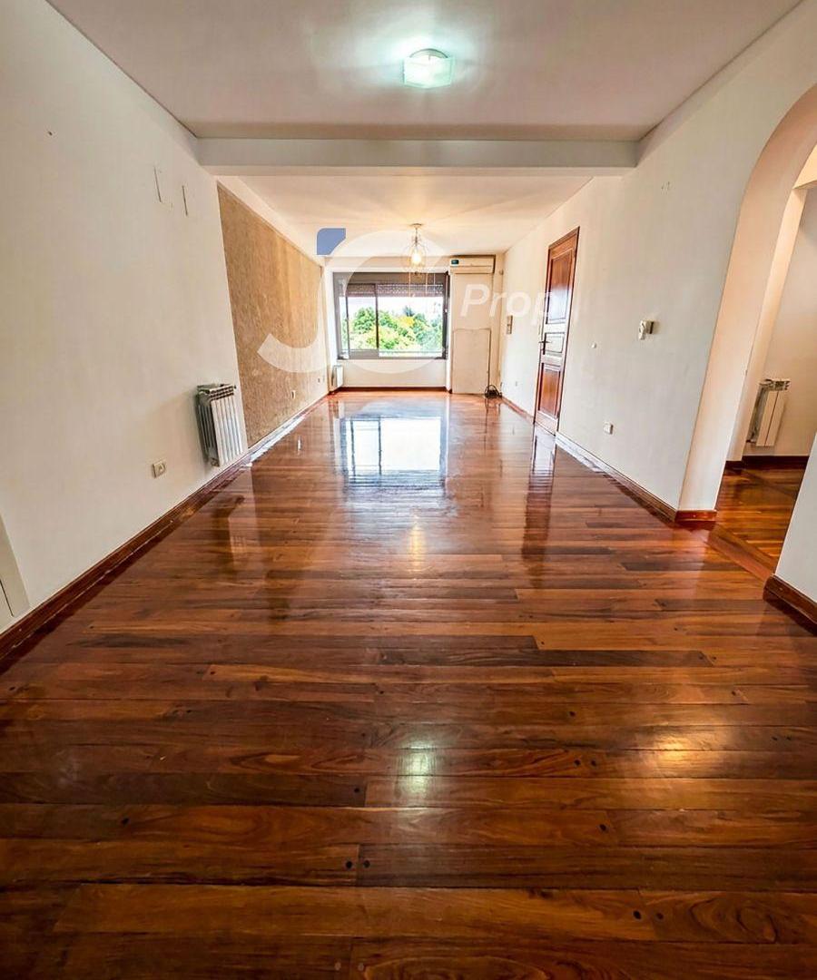 Foto de Departamento de 3 dormitorios en Venta en Tres Cerritos, imagen 2
