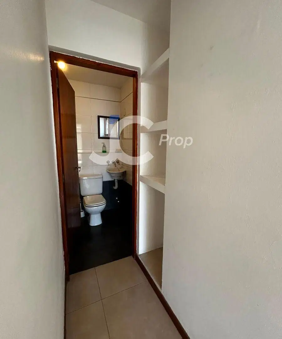 Monoambiente amplio en venta en Salta 3