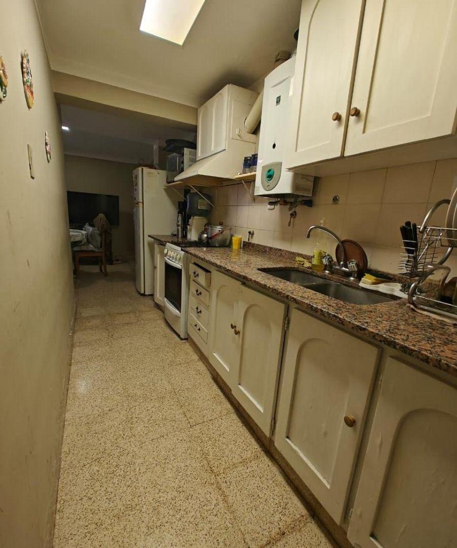 Foto de Casa de 4 dormitorios en Alquiler en Parque General Belgrano, imagen 2