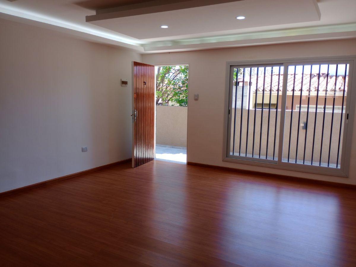 Venta Casa (PH) 2 Dormitorios (1 en Suite), 2 Baños, Cochera, en La Cuesta Villa Carlos Paz, Córdoba