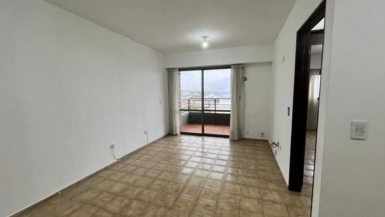 ALQUILER Departamento 1 Dormitorio con Cochera | Edif. ACUARIO | Villa Carlos Paz (Centro-Peatonal)