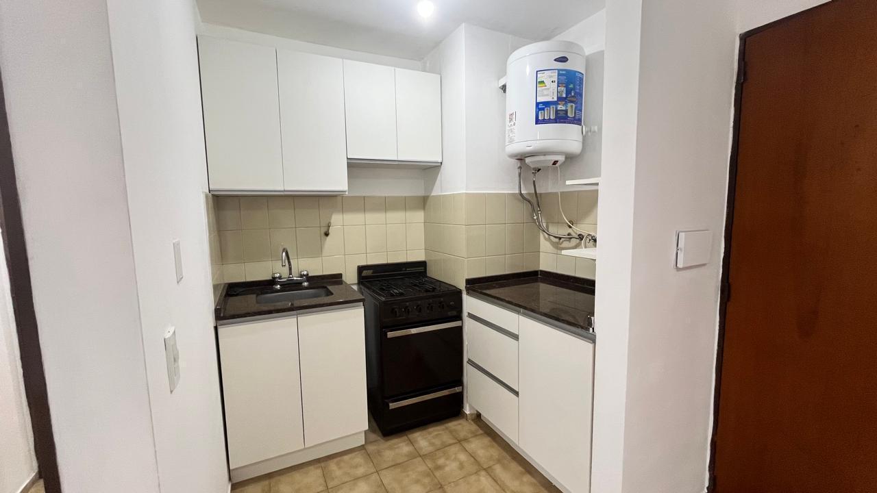 Foto de ALQUILER Departamento 1 Dormitorio con Cochera | Edif. ACUARIO | Villa, imagen 5