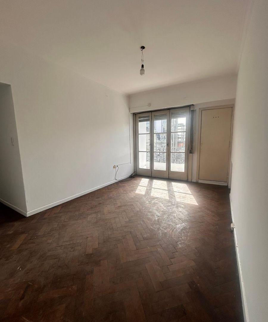Foto de DEPARTAMENTO 2 DORMITORIOS CON BALCÓN, imagen 2