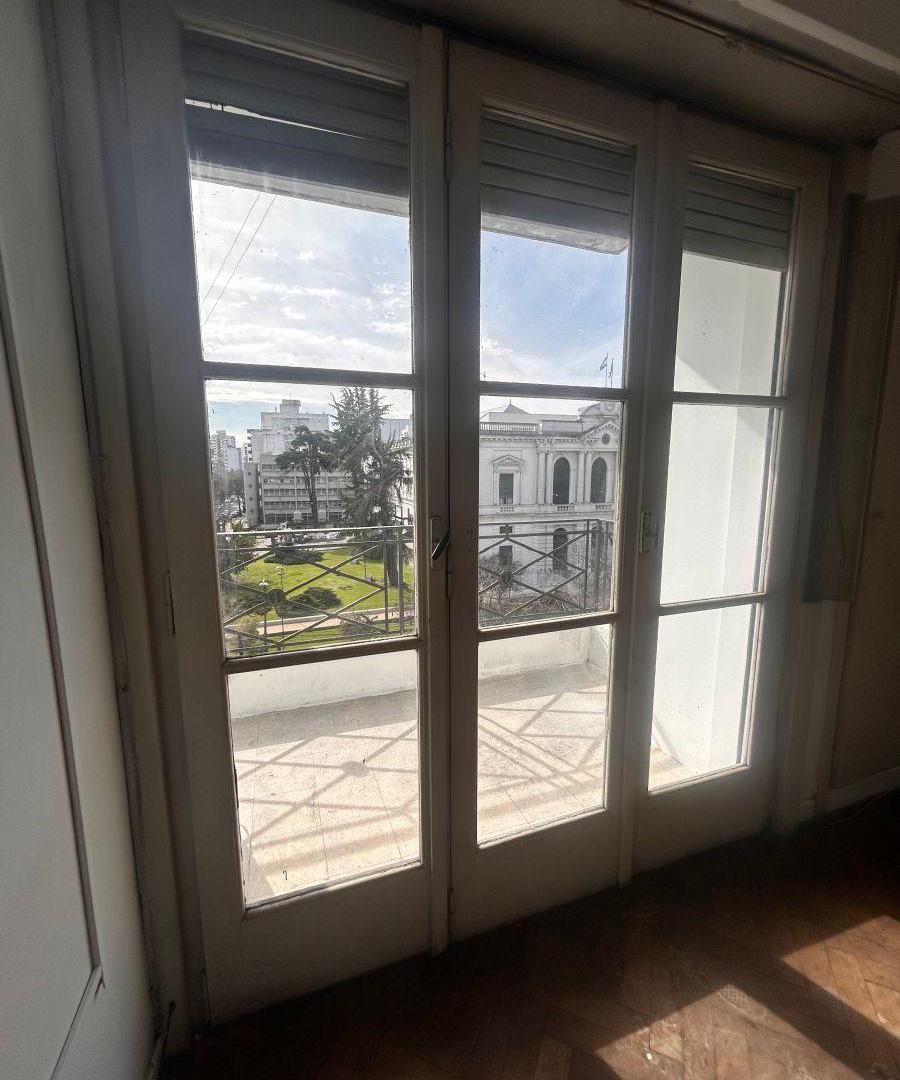 Foto de DEPARTAMENTO 2 DORMITORIOS CON BALCÓN, imagen 4