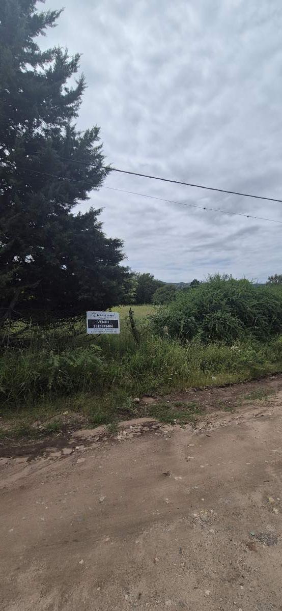 Lote Esquina en Villa Parque Siquiman con Vistas Increíbles Al Lago y Las Sierra 5