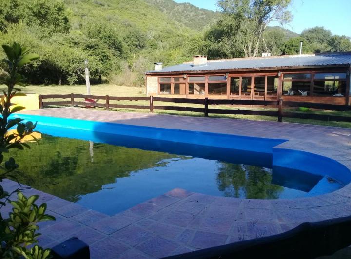 Complejo de cabañas en Funcionamiento en Santa Rosa de Calamuchita 2