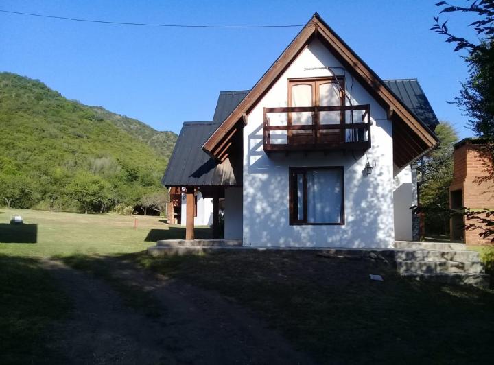 Complejo de cabañas en Funcionamiento en Santa Rosa de Calamuchita 4