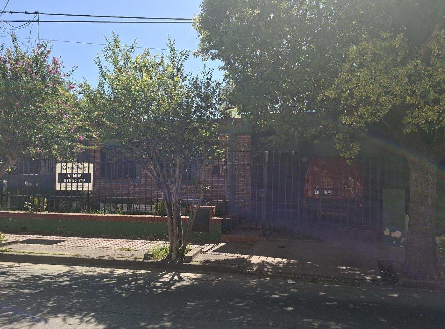 A 2 CUADRAS DE CIUDAD UNIVER. SUPER COMODA !! CON PLANOS Y ESCRITURA