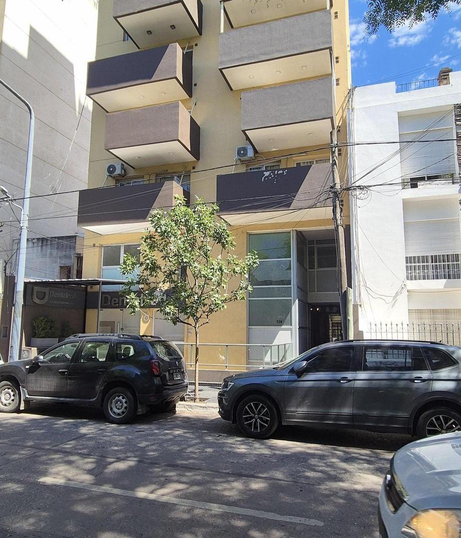 Foto de VENTA OFICINAS O COMERCIO EN GEMES, CON VISTA A LA CAÑADA Y ENTRADA, imagen 1