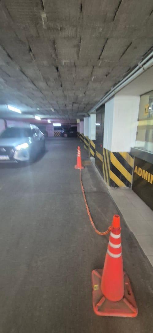 Foto de Oportunidad cochera en venta a metros de la Municipalidad y de Patio, imagen 2