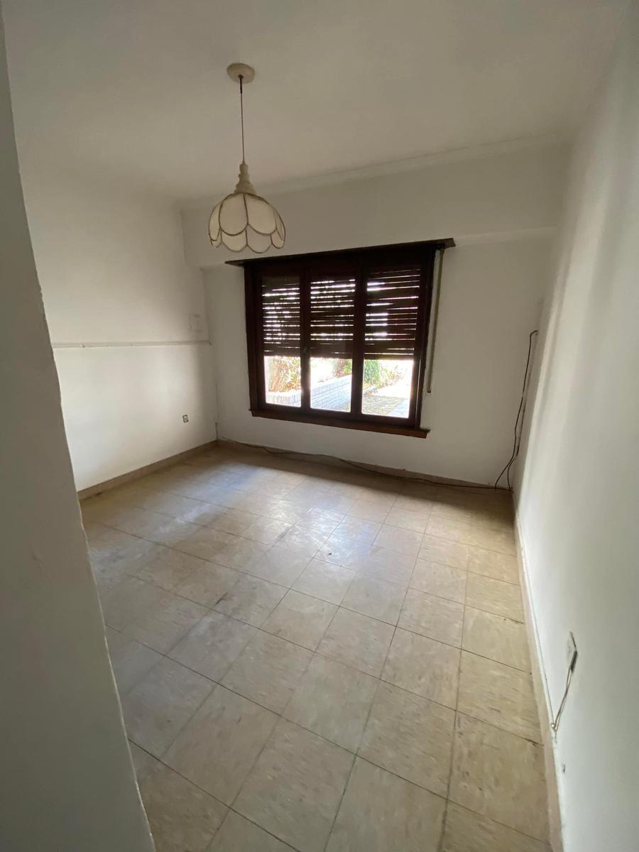 Casa en Venta de Tres Dorm. Zona Semicentrica 2