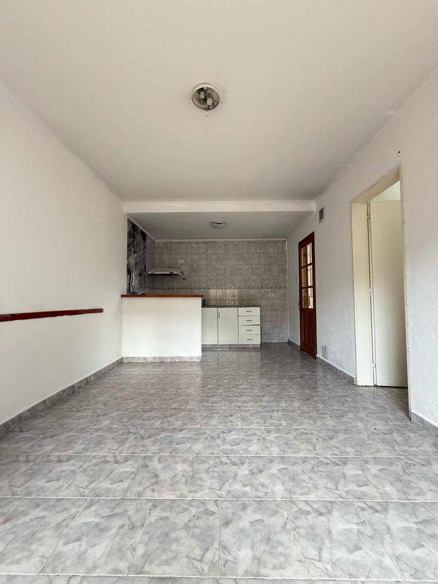 Venta. Departamento en Planta Baja con Patio. Zona Terminal. Tandil 1